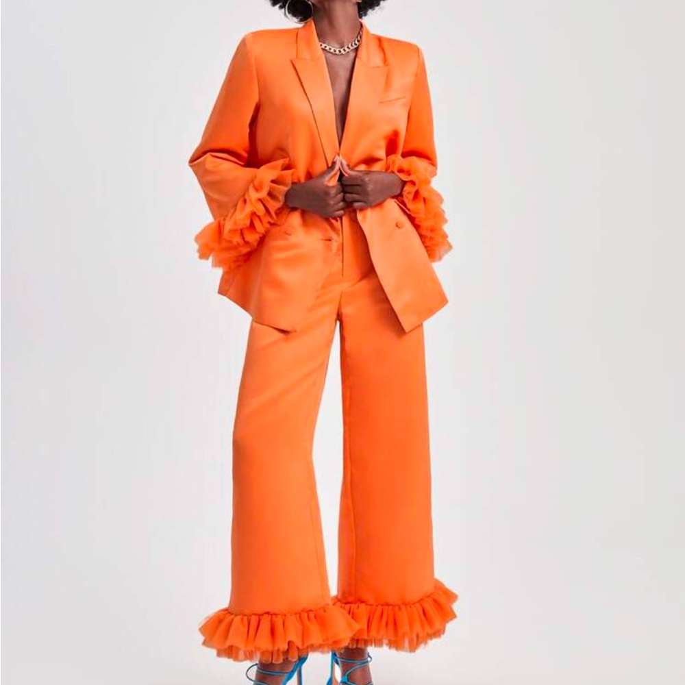 Dayra Couture Notched Collar Flounce Sleeve Satin Blazer & Ruffle Hem Pants L